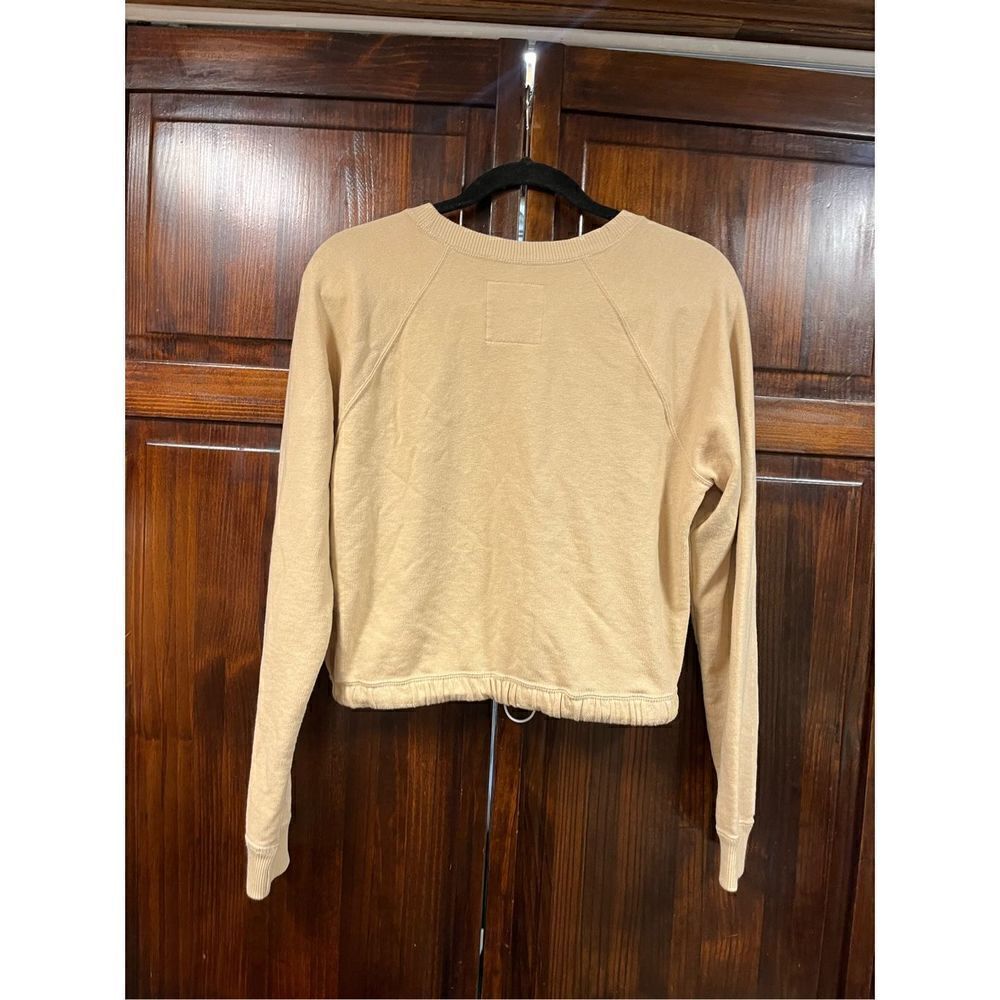Hollister tan cropped crewneck pullover sweatshirt size medium - Picture 6 of 6